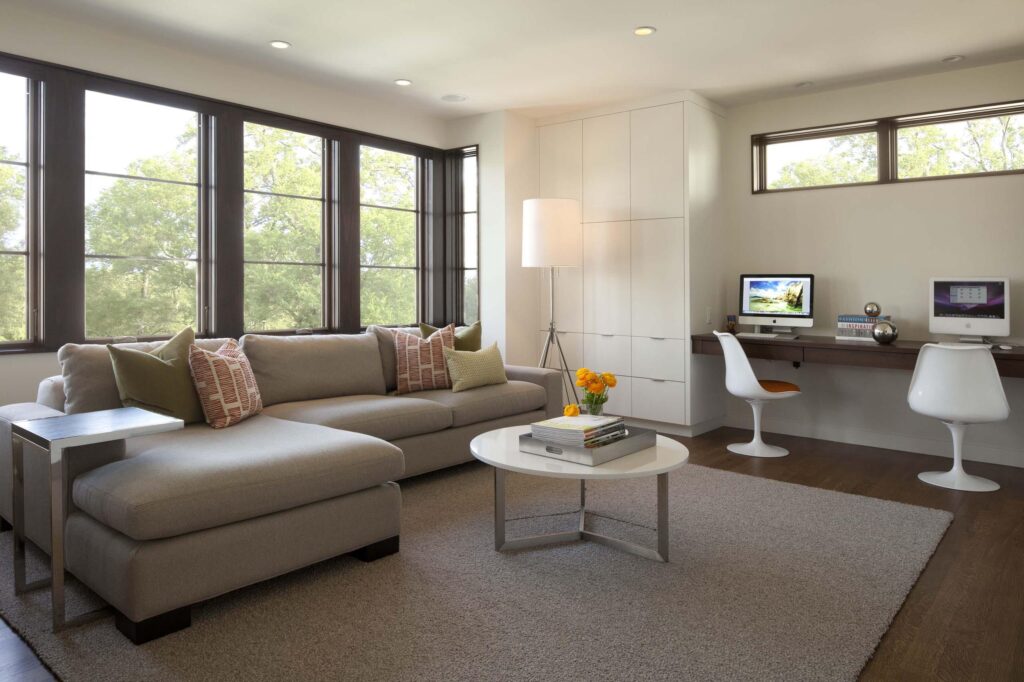 Flexible multipurpose room with home office and living space in a Florida home